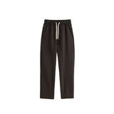 Gemütliche elegante Hose mit geradem Bein