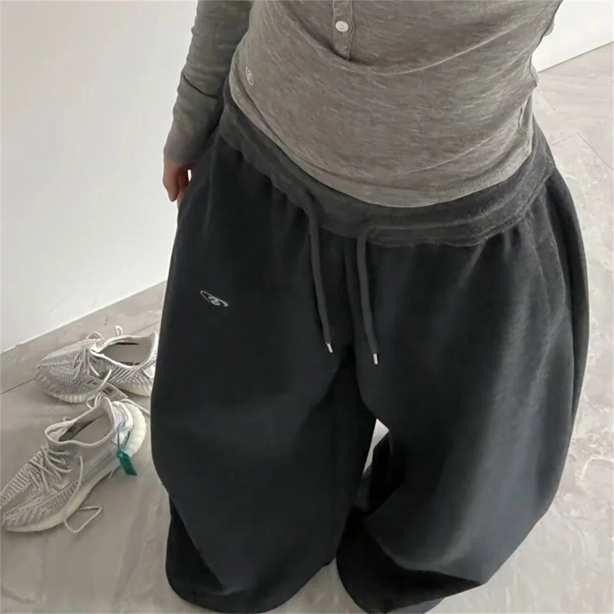 Y2K Oversized Woman Grey Black Sweatpants