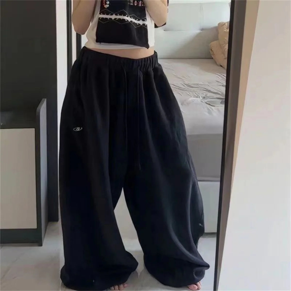 Y2K Oversized Woman Grey Black Sweatpants