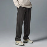 Gemütliche elegante Hose mit geradem Bein