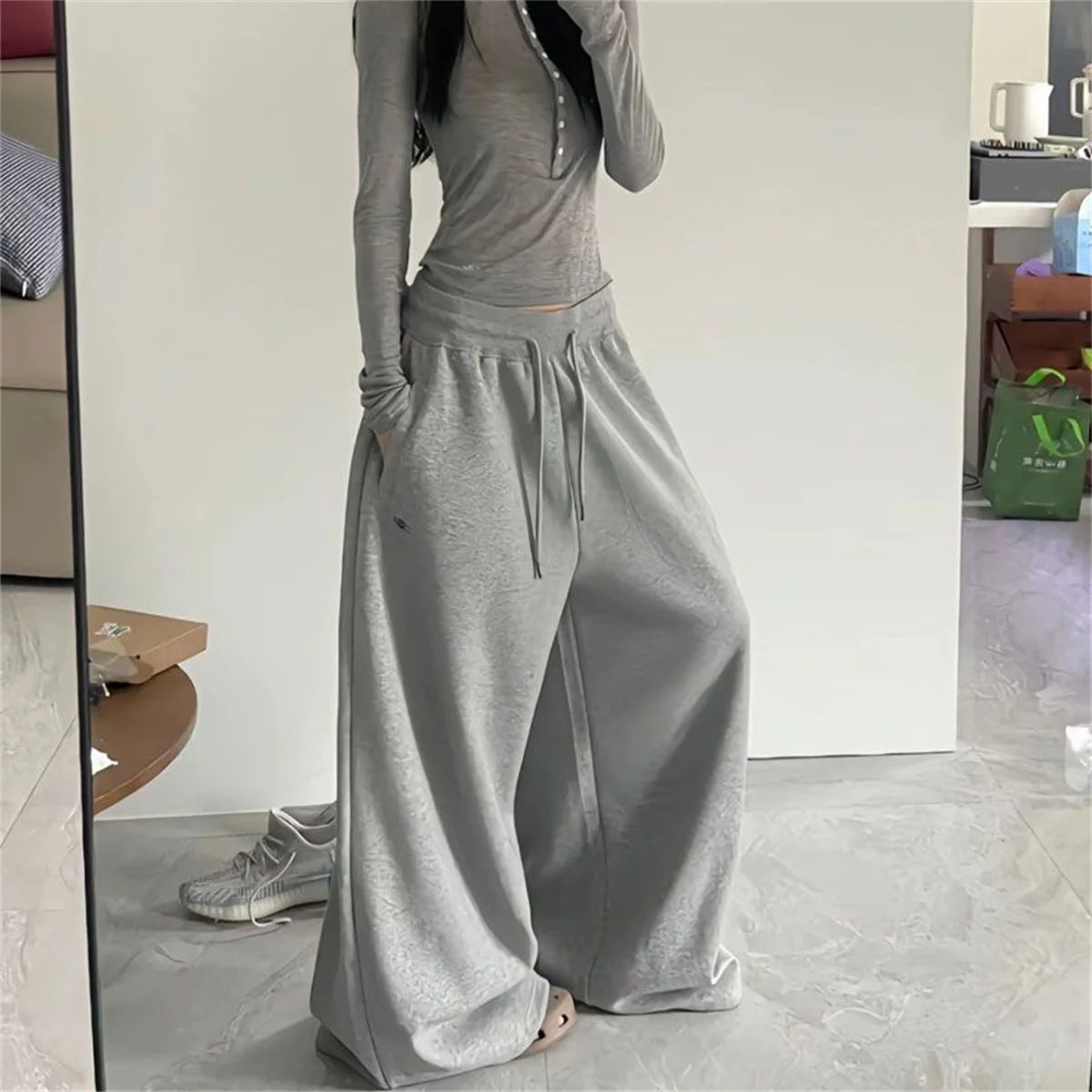 Y2K Oversized Woman Grey Black Sweatpants