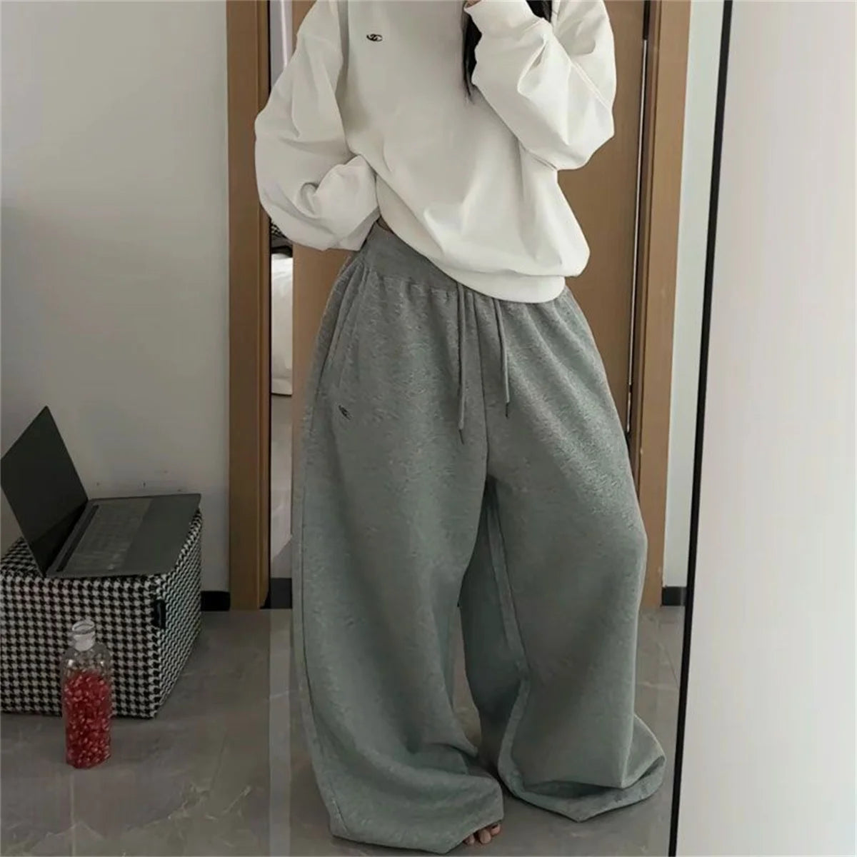 Y2K Oversized Woman Grey Black Sweatpants
