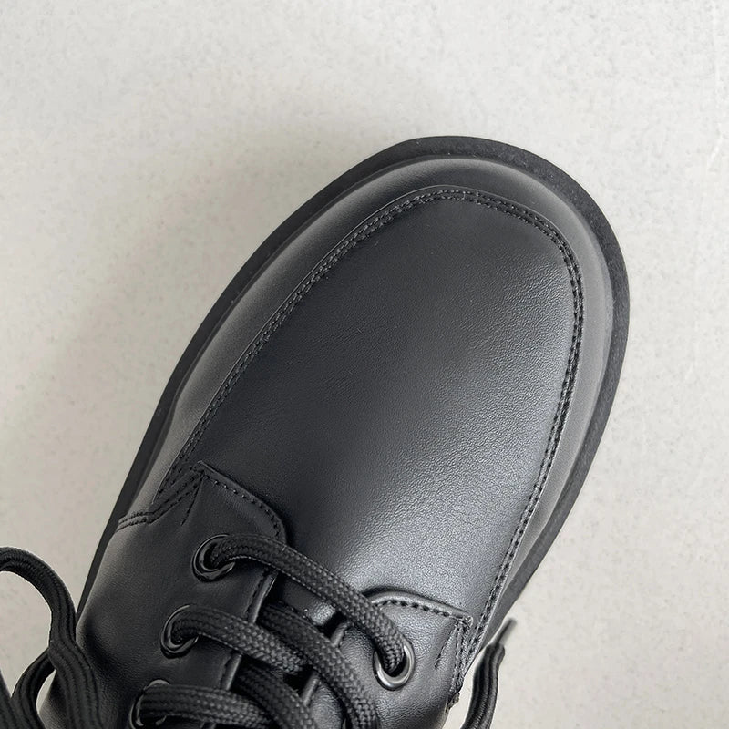 Corporate Girlie Black Leather Shoes