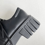 Corporate Girlie Black Leather Shoes