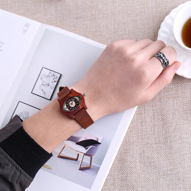 Creative Eye Shape Ladies Watch