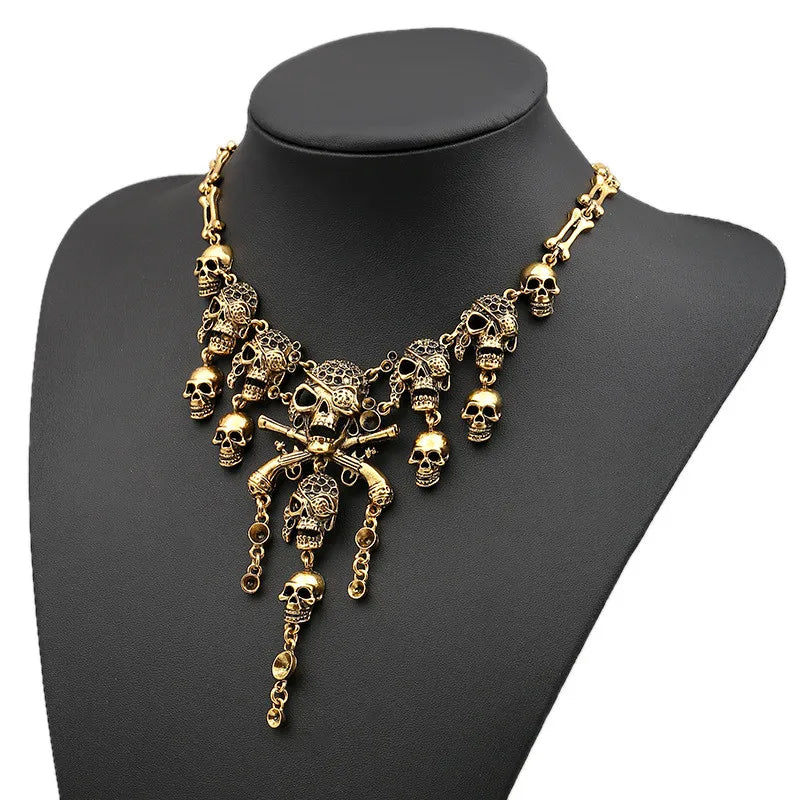 Collar clásico vintage de calavera esqueleto