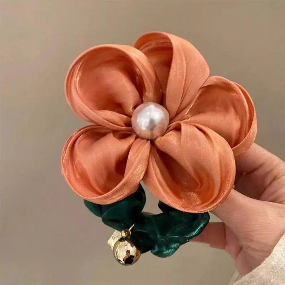 Summer Pearl Scrunchies Ponytail Holder