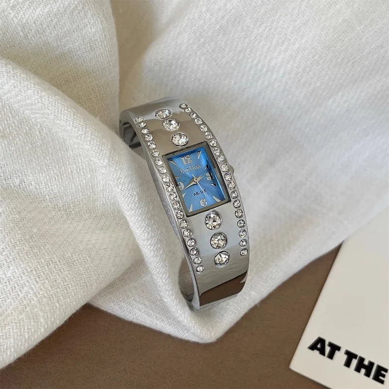 Silver Vintage Ladies Quartz Wristwatch
