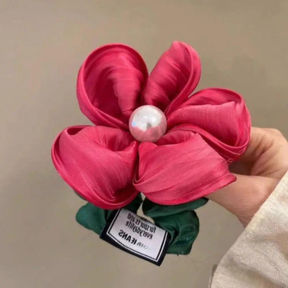 Summer Pearl Scrunchies Ponytail Holder