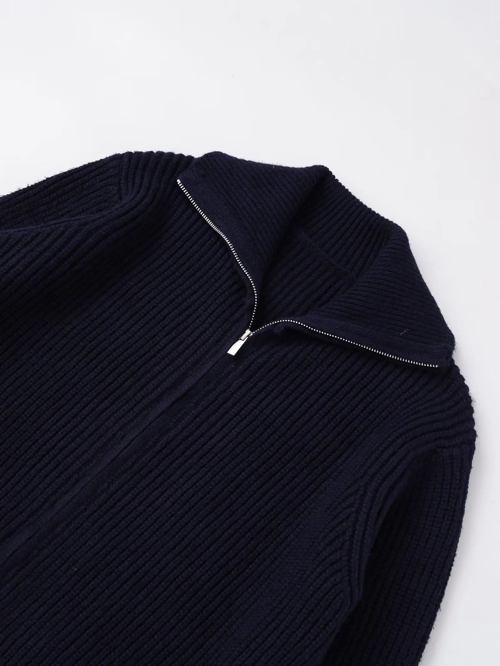 Minimal Winter Zip Up Cardigan
