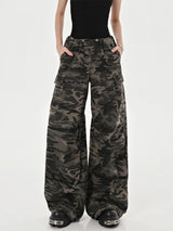 Camouflage High-waisted Cargo Pants