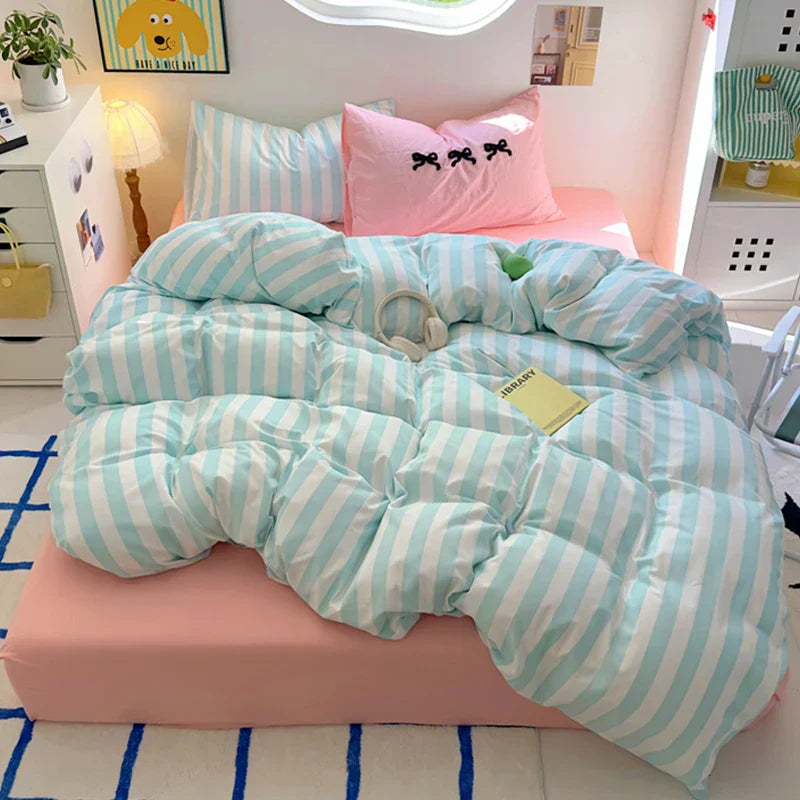 Big Eyes Bedding Set