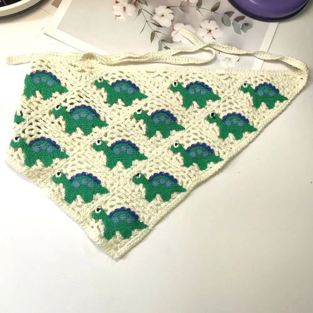 Dreieckiges Strick-Bandana im französischen Stil