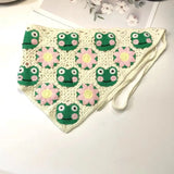 Dreieckiges Strick-Bandana im französischen Stil