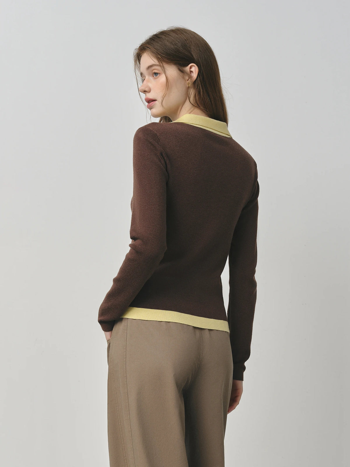 Knit Cable V-neck Sweater