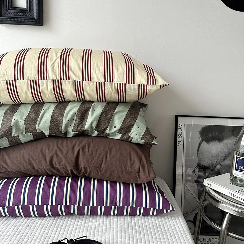 Solid Color Simple Striped Pillowcase