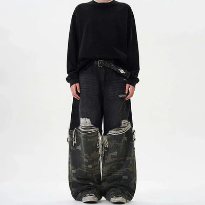 Jeans Y2K con camuflaje, costuras y rotos