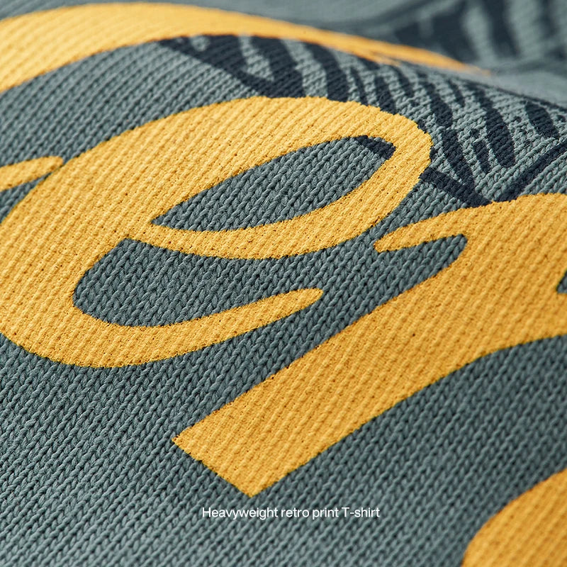 Sommer-T-Shirt mit Vintage-Grafikdruck