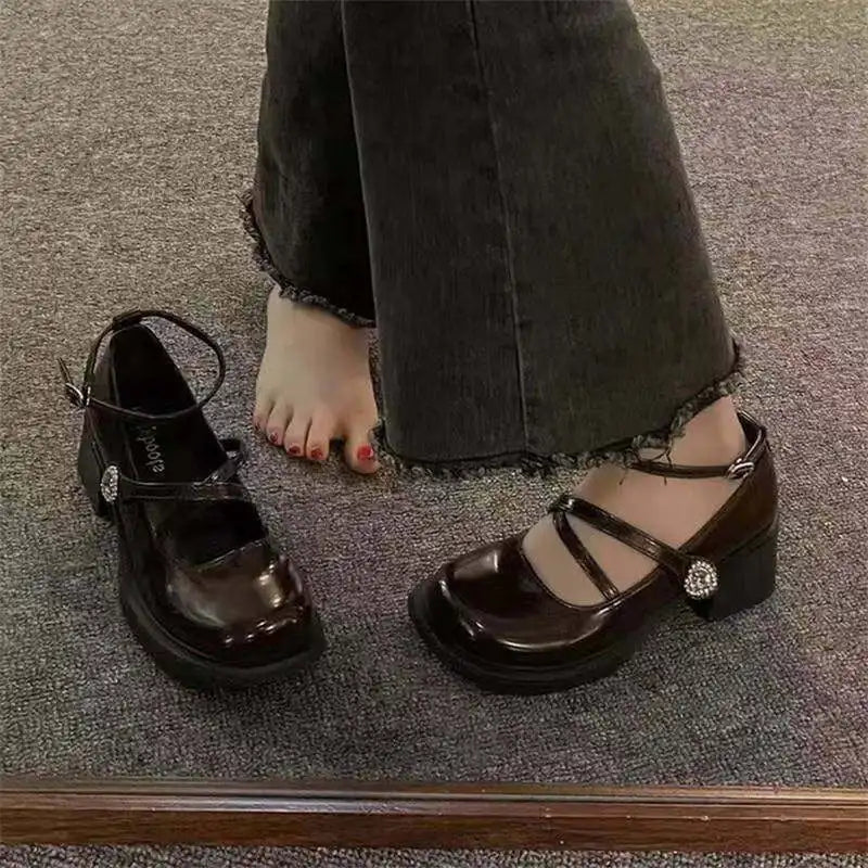 Grunge Leather Solid Color Shoes