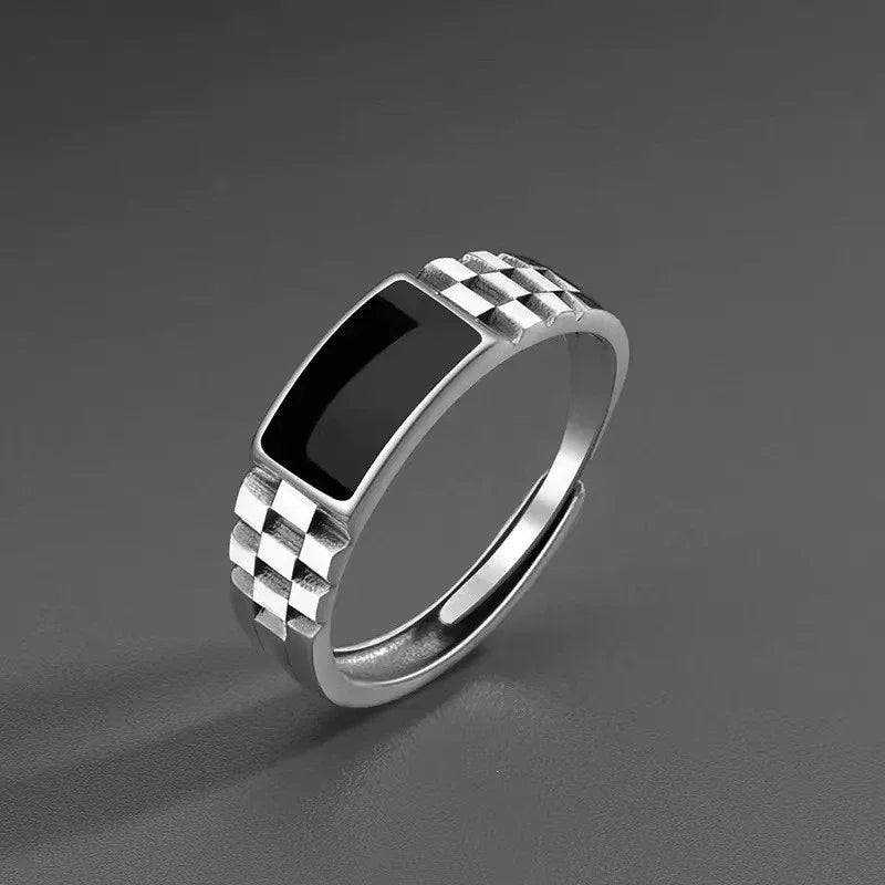 Koreanischer versilberter Vintage-Ring mit geometrischem Muster