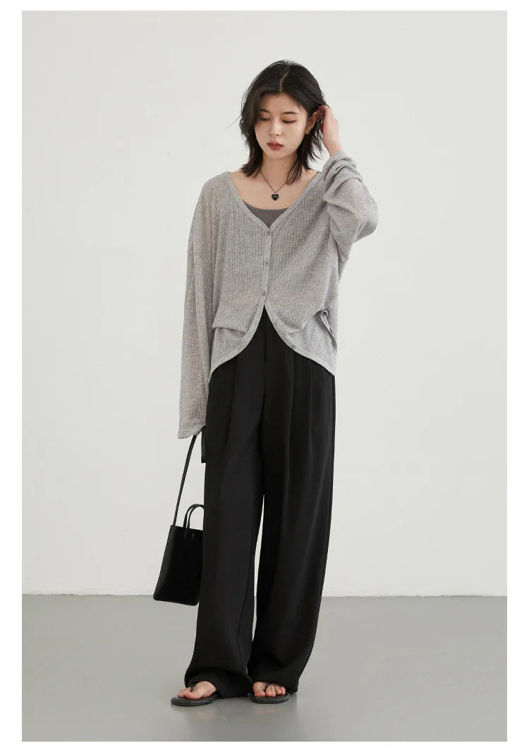 Corporate Girl Pleated Pants