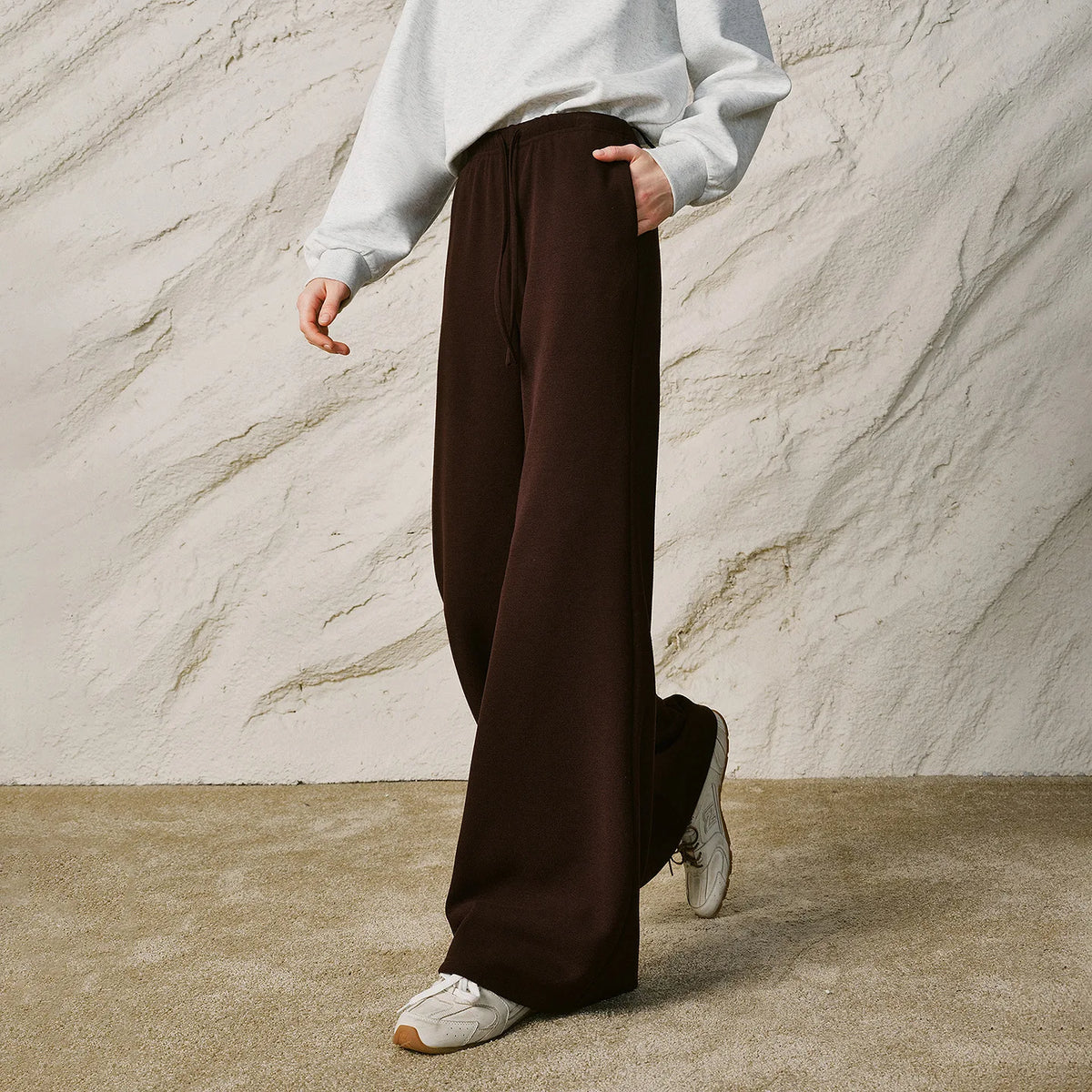 Elastic Waist Cashmere Straight Leg Pants
