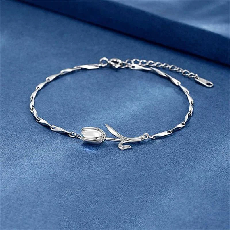 Silbernes Fulip Blumenarmband im Vintage-Stil