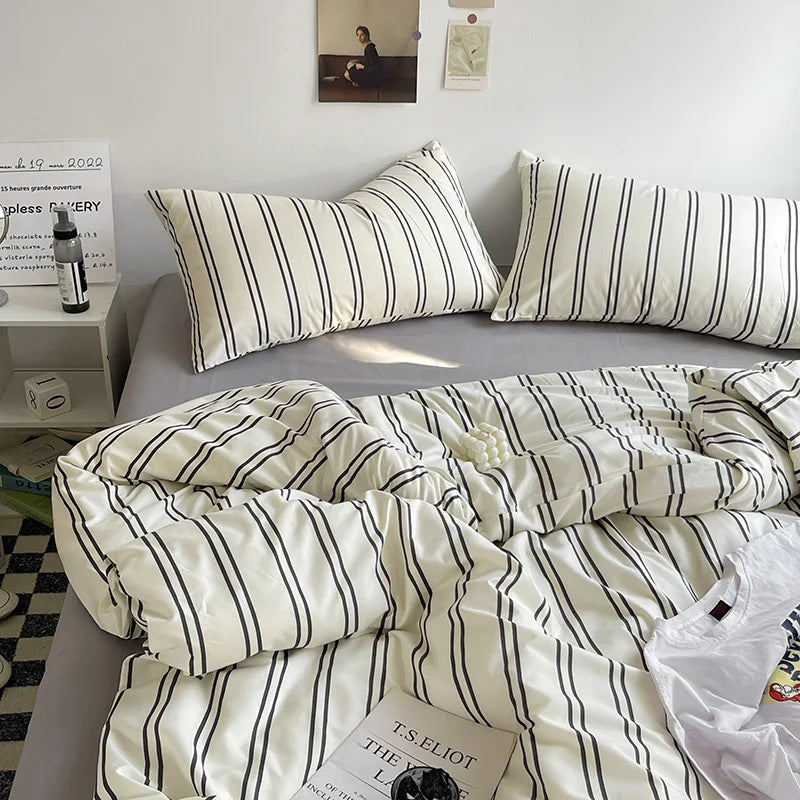 White & Black Polka Dot Bedding Set