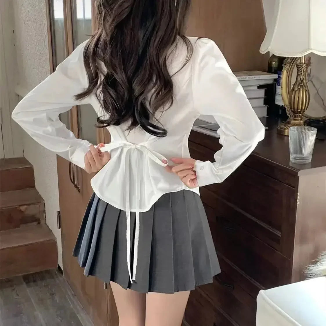 Camisa de manga larga coqueta con vendaje básico