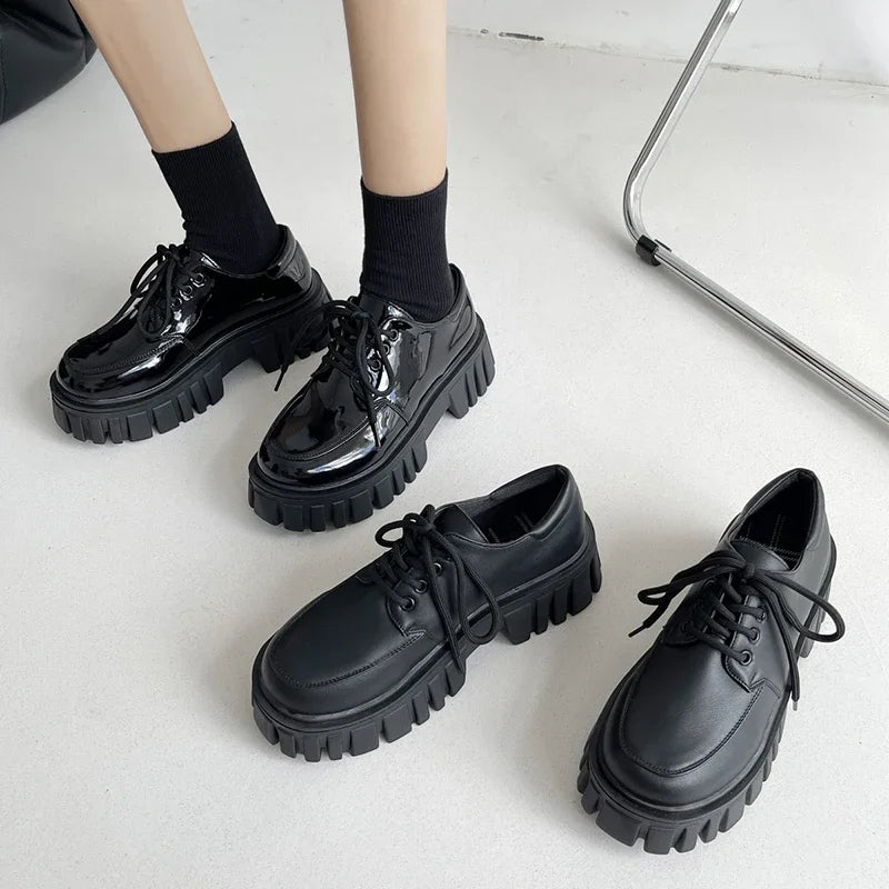 Corporate Girlie Black Leather Shoes