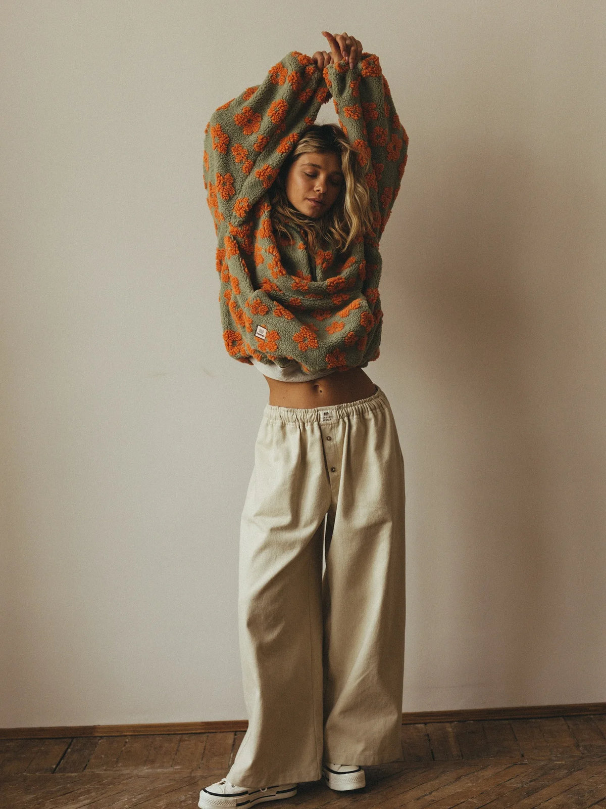 Y2k Lazy Daisy Pullover