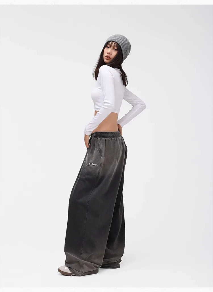 Sweatpants mit weitem Bein und Farbverlauf