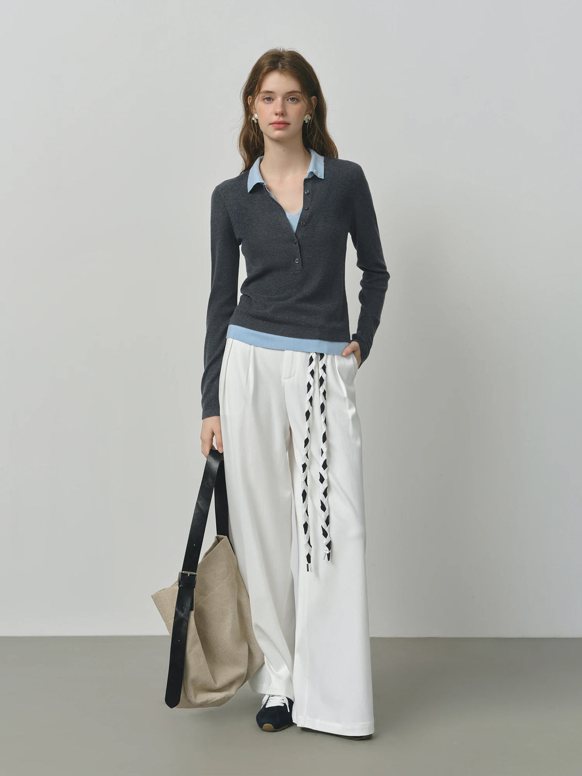 Knit Cable V-neck Sweater