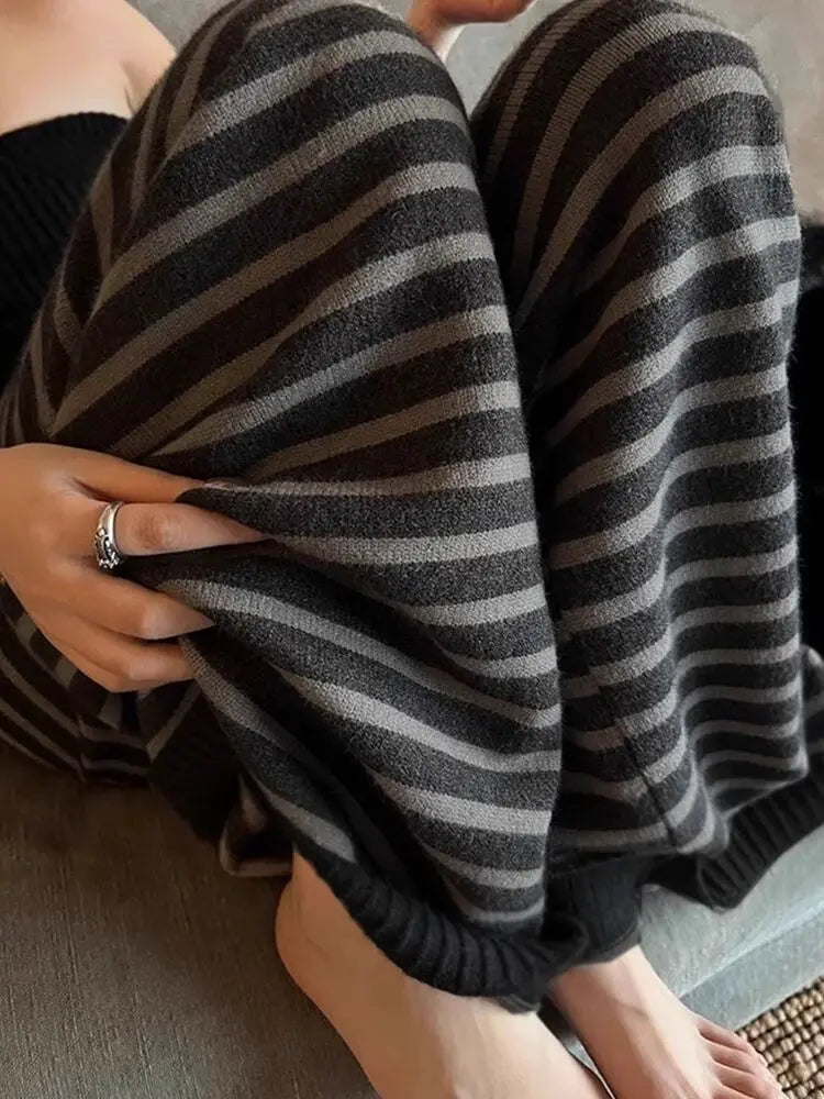 Contrast Stripped Wide Leg Pants
