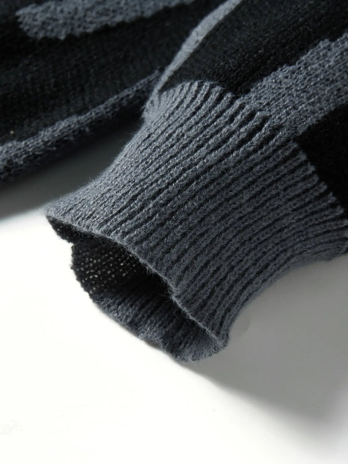 Irregular Jacquard pattern O-neck Sweater