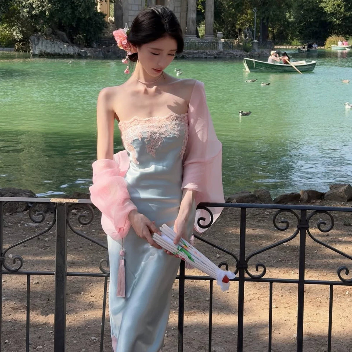 Bridesmaid Lisbon Lace Midi Dress
