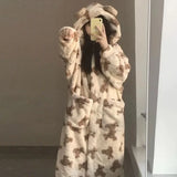 Bata con capucha de franela gruesa para mujer