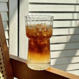 Gewelltes Glas