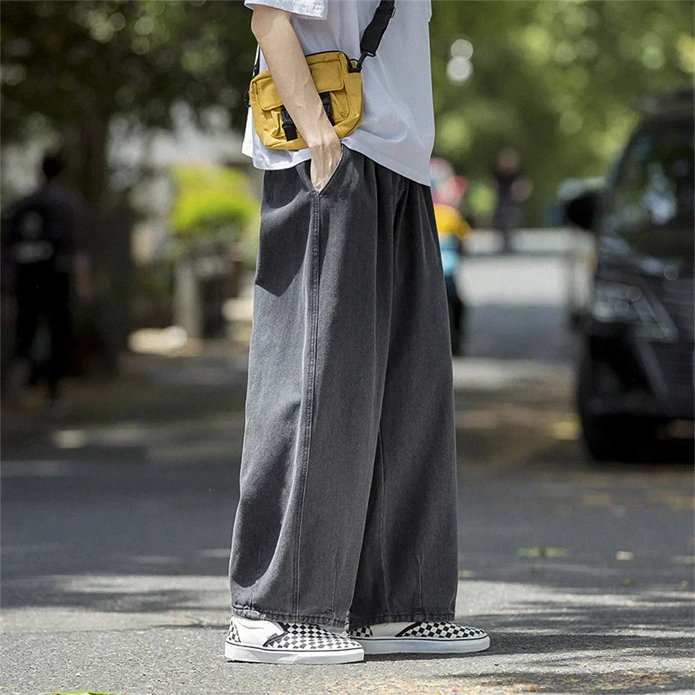 Pantalones de mezclilla de pierna ancha de corte holgado