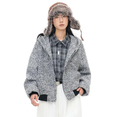 Sudadera gris elegante con cremallera