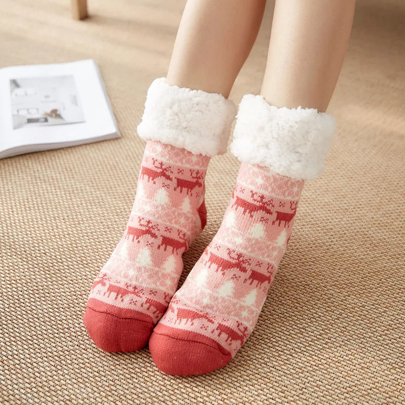 Calcetines cálidos de invierno para mujer, de felpa de pingüino, suaves, antideslizantes, para el suelo, zapatillas, calcetín corto, esponjoso, de ciervo, alce, oso, regalo de Navidad