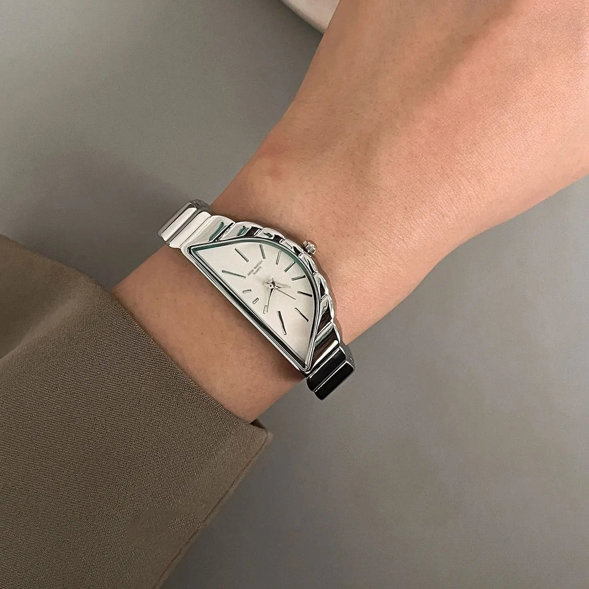 Half-Moon Dial Stainles Steel Quartz Watch