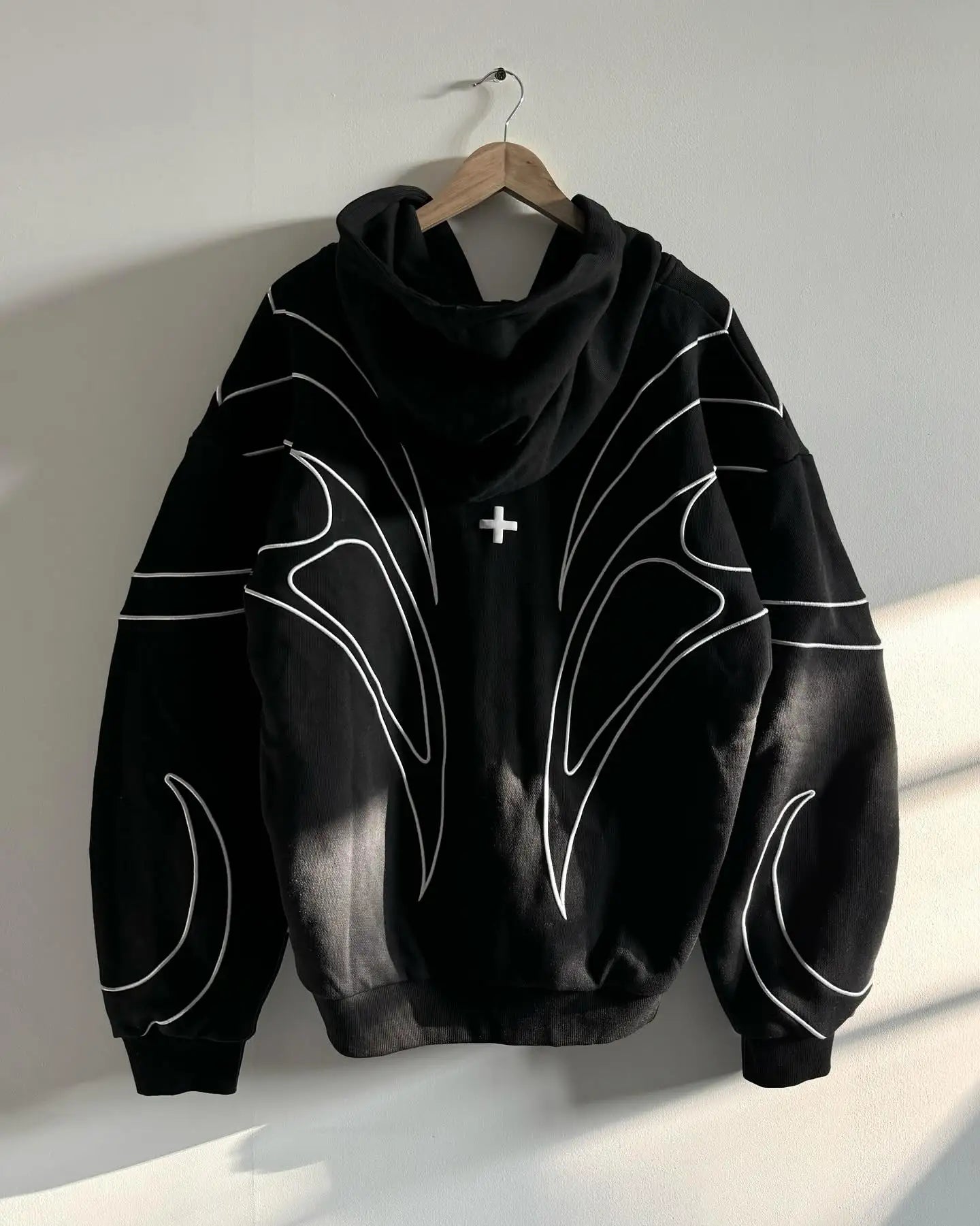 Y2K Lines Zip-up Black Hoodie