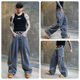 Washed Gray Bending Jeans