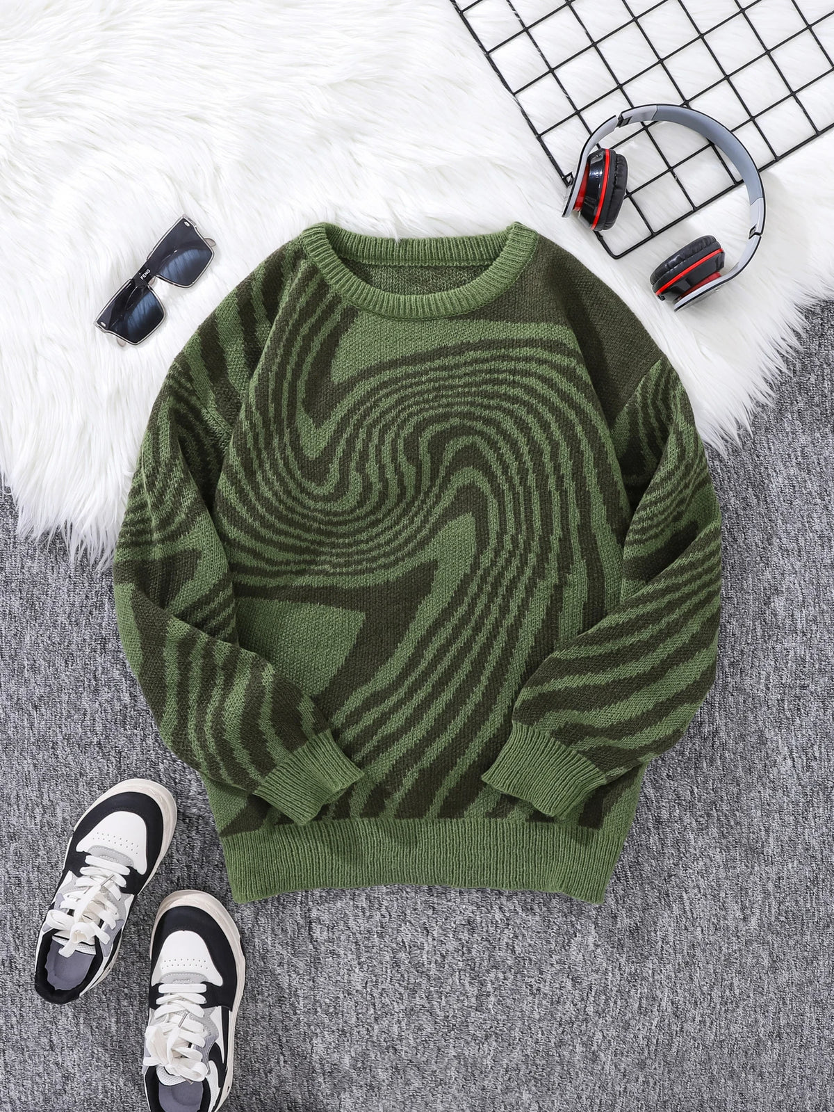 Whirl Pattern Jacquard Sweater