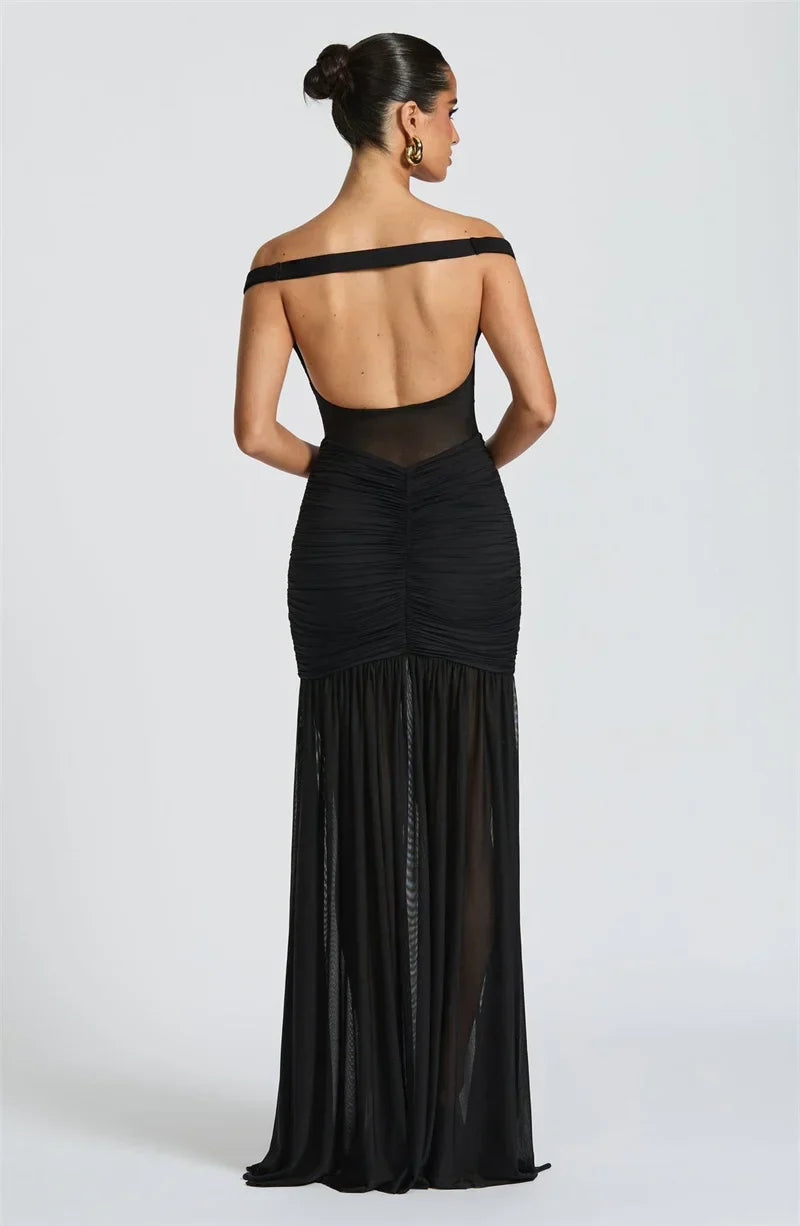 Elegantes gerafftes Maxi-Kleid aus Mesh
