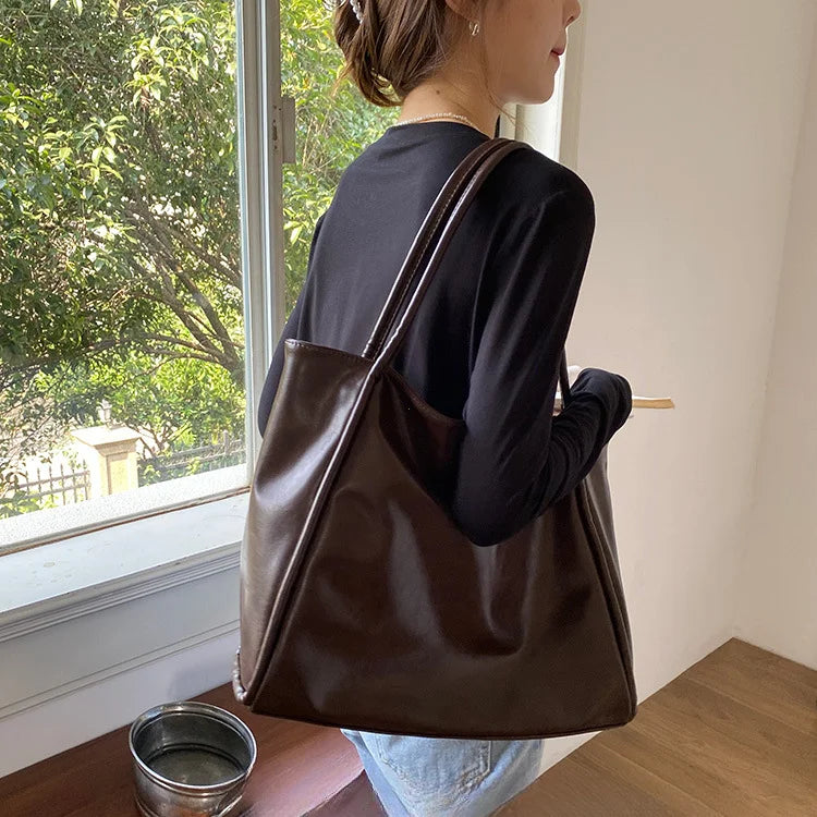 Y2K Leather Simple Style Shoulder Bag