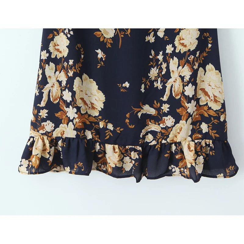French Vacation-style Floral Print Sleeveless Dress