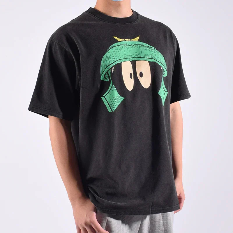 Camiseta negra coreana de estilo urbano vintage