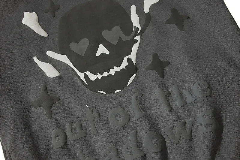 Sudadera gótica con capucha y calavera de llamas espumosas
